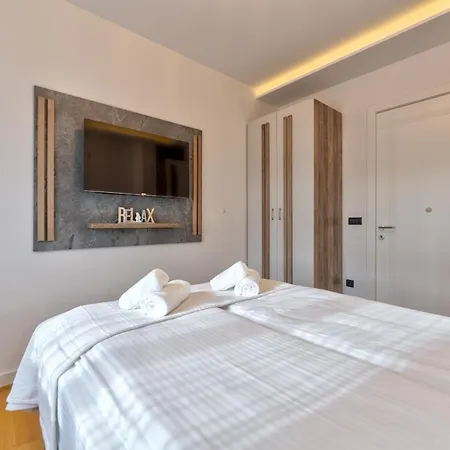 Mvsuite 29 - Luna Apartman *
