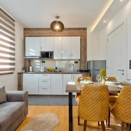 Apartman Mvsuite 29 - Luna *